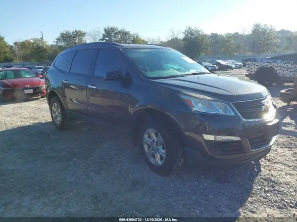 1GNKRFKD8HJ290065 2017 CHEVROLET TRAVERSE - Image 1