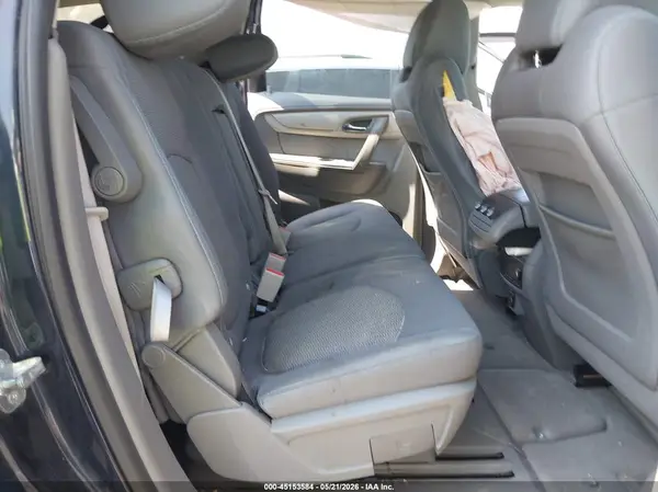 1GNKRFKD8HJ303297 2017 CHEVROLET TRAVERSE - Image 8