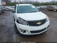 1GNKRFKD8HJ313165 2017 CHEVROLET TRAVERSE