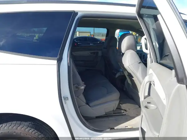 1GNKRFKD9GJ348764 2016 CHEVROLET TRAVERSE - Image 8