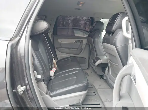 1GNKRFKD9HJ147321 2017 CHEVROLET TRAVERSE - Image 8