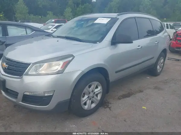 1GNKRFKD9HJ148288 2017 CHEVROLET TRAVERSE - Image 2