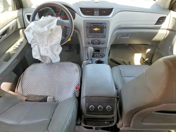 1GNKRFKD9HJ187687 2017 CHEVROLET TRAVERSE - Image 8
