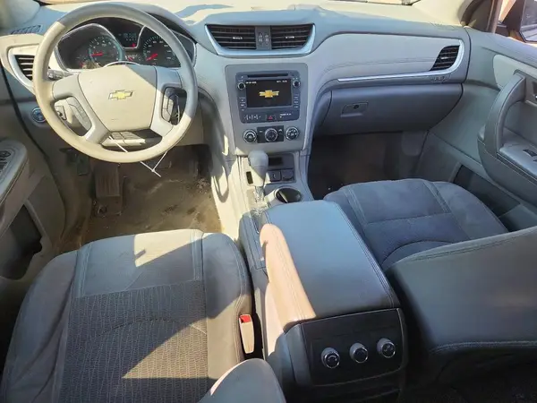 1GNKRFKD9HJ313031 2017 CHEVROLET TRAVERSE - Image 8