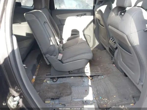 1GNKRFKD9HJ318746 2017 CHEVROLET TRAVERSE - Image 8