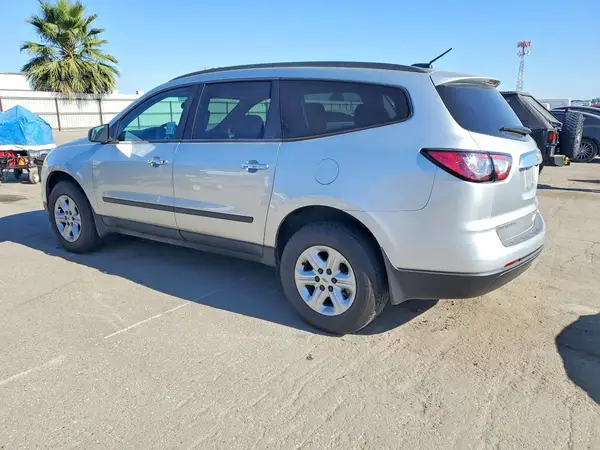 1GNKRFKD9HJ353710 2017 CHEVROLET TRAVERSE - Image 2