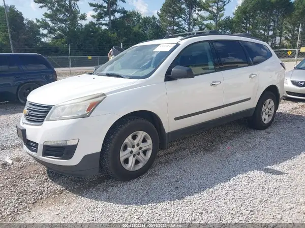 1GNKRFKDXGJ171304 2016 CHEVROLET TRAVERSE - Image 2