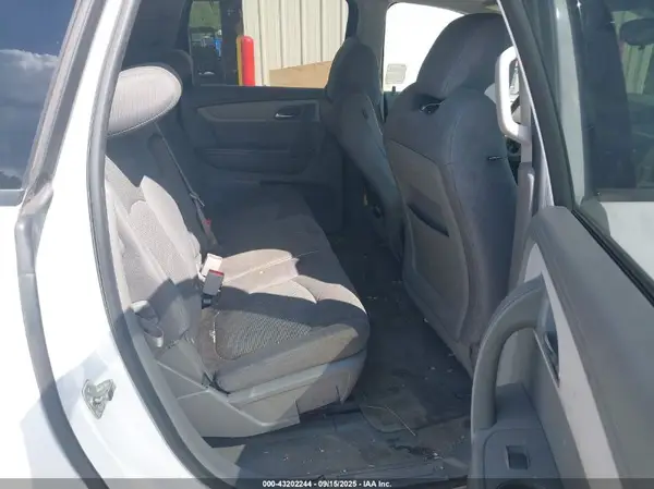 1GNKRFKDXGJ171304 2016 CHEVROLET TRAVERSE - Image 8
