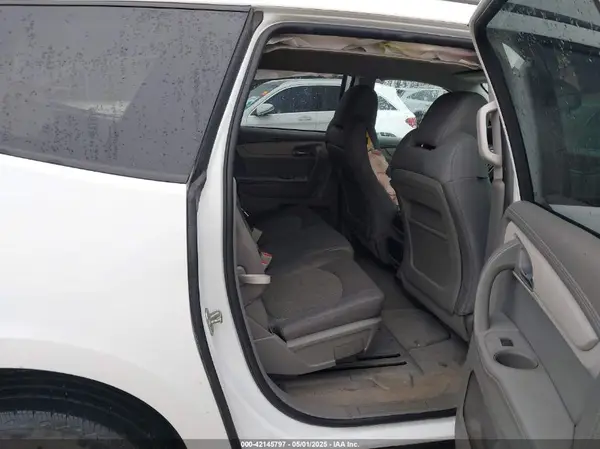 1GNKRFKDXGJ237589 2016 CHEVROLET TRAVERSE - Image 8