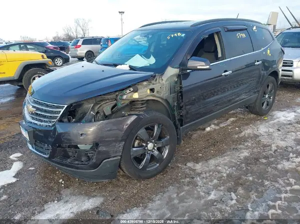 1GNKRGKD0GJ107827 2016 CHEVROLET TRAVERSE - Image 2