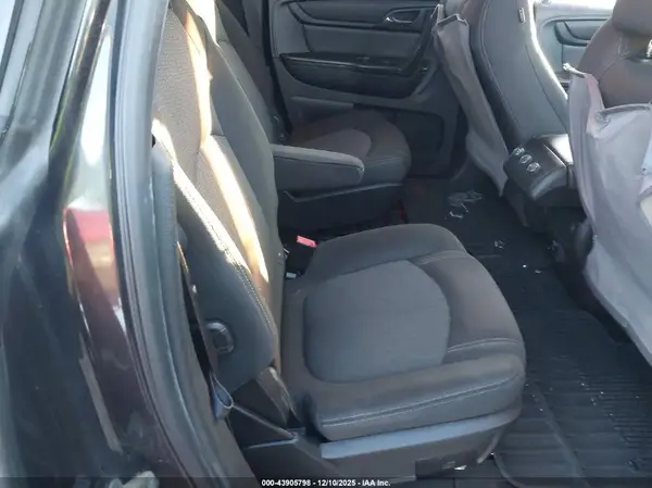 1GNKRGKD0GJ107827 2016 CHEVROLET TRAVERSE - Image 8