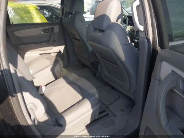1GNKRGKD0GJ135725 2016 CHEVROLET TRAVERSE - Image 8
