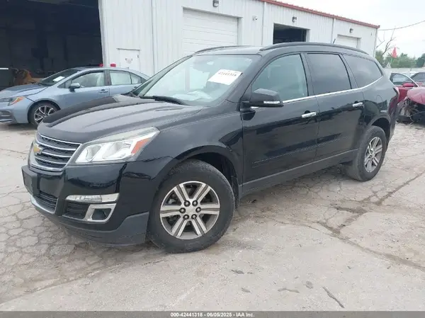 1GNKRGKD0GJ145879 2016 CHEVROLET TRAVERSE - Image 2