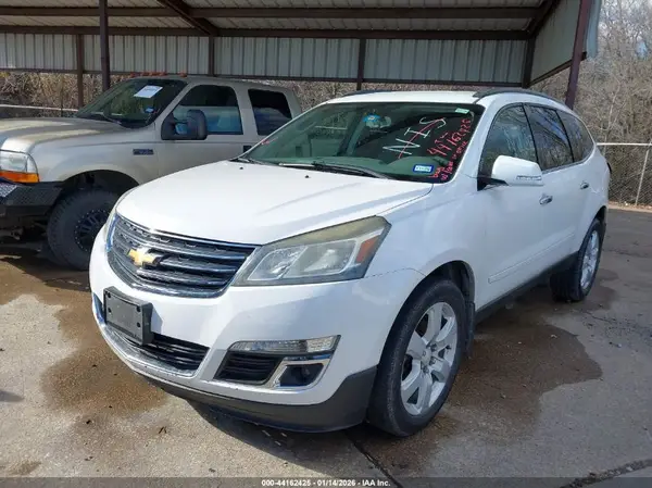 1GNKRGKD0GJ161368 2016 CHEVROLET TRAVERSE - Image 2
