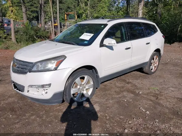 1GNKRGKD0GJ161760 2016 CHEVROLET TRAVERSE - Image 2