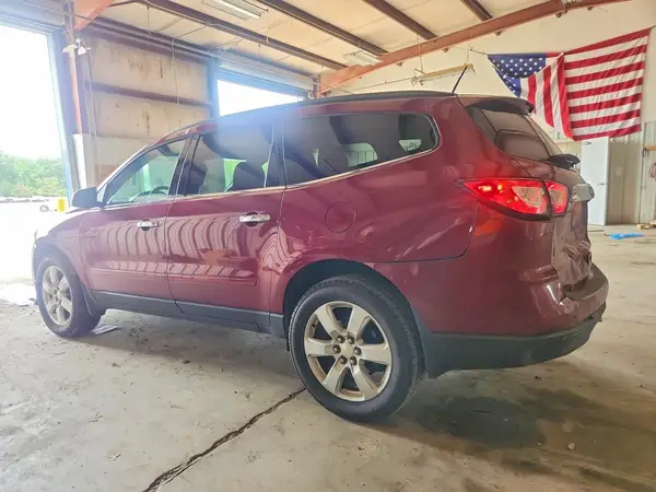 1GNKRGKD0GJ214165 2016 CHEVROLET TRAVERSE - Image 2