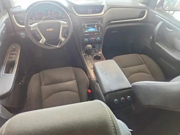 1GNKRGKD0GJ214165 2016 CHEVROLET TRAVERSE - Image 8