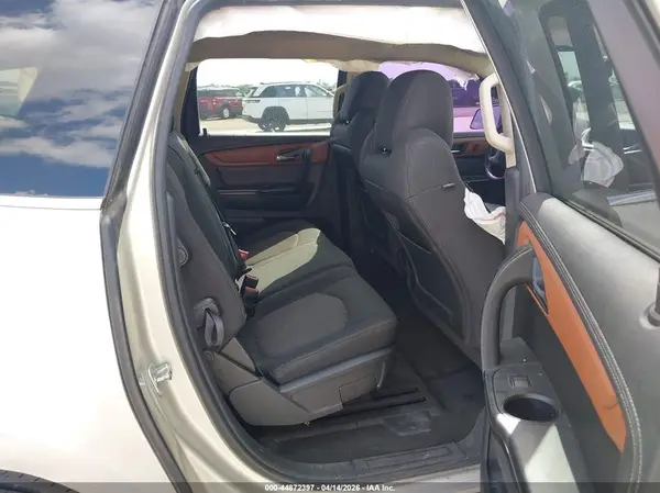 1GNKRGKD0GJ257355 2016 CHEVROLET TRAVERSE - Image 8