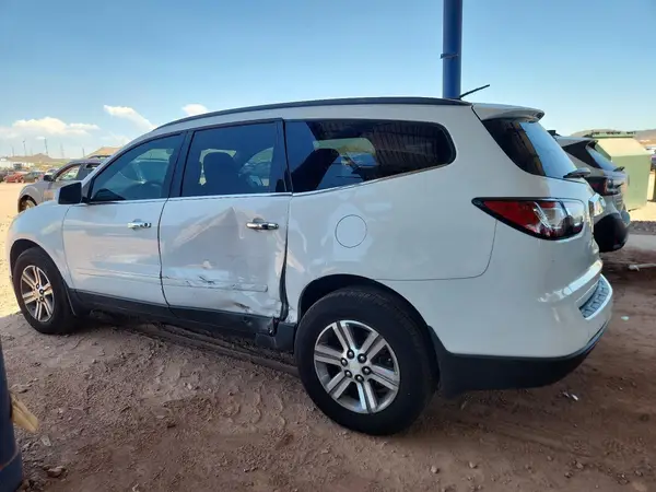 1GNKRGKD0GJ326853 2016 CHEVROLET TRAVERSE - Image 2