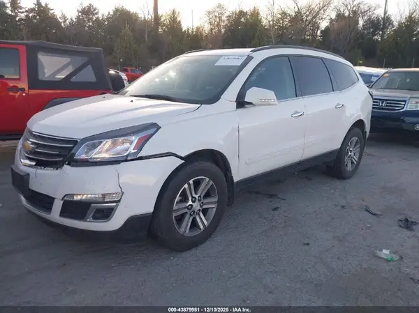 1GNKRGKD0GJ335049 2016 CHEVROLET TRAVERSE - Image 2