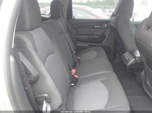 1GNKRGKD0HJ107814 2017 CHEVROLET TRAVERSE - Image 8