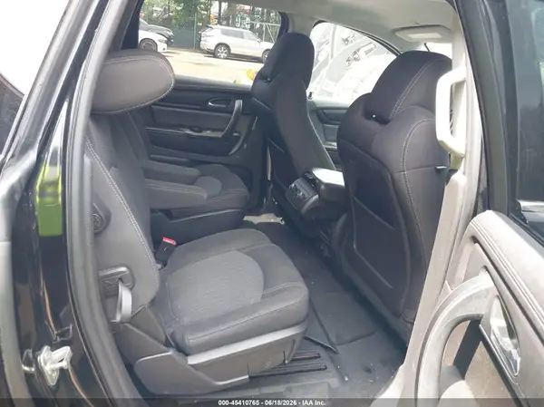 1GNKRGKD0HJ201384 2017 CHEVROLET TRAVERSE - Image 8
