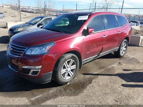 1GNKRGKD0HJ215897 2017 CHEVROLET TRAVERSE - Image 2