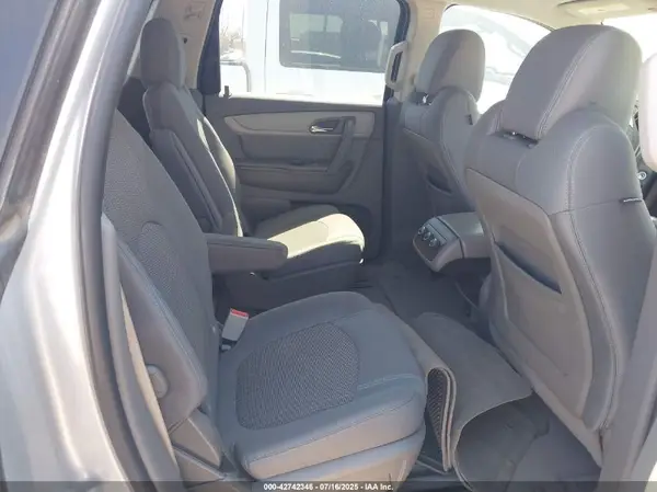 1GNKRGKD0HJ222767 2017 CHEVROLET TRAVERSE - Image 8