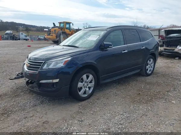 1GNKRGKD0HJ227838 2017 CHEVROLET TRAVERSE - Image 2