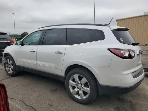 1GNKRGKD0HJ233431 2017 CHEVROLET TRAVERSE - Image 2