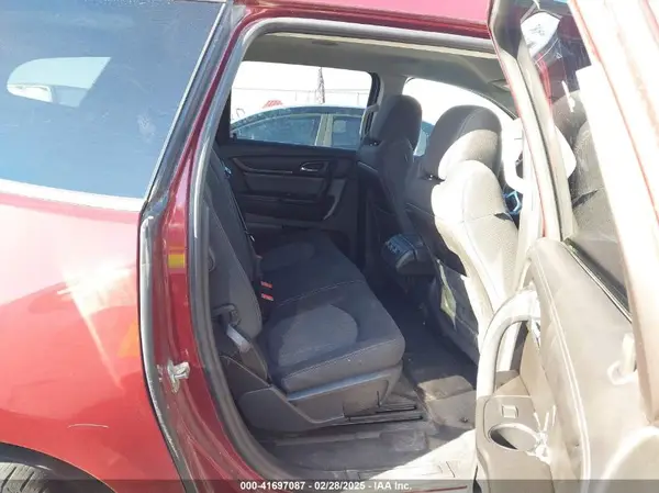 1GNKRGKD0HJ236328 2017 CHEVROLET TRAVERSE - Image 8