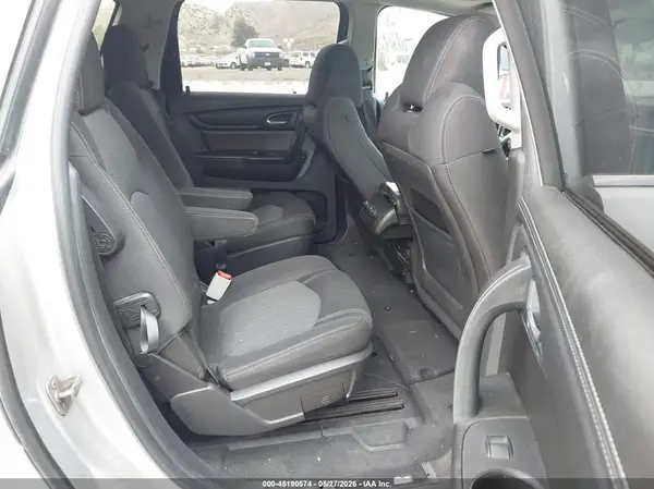 1GNKRGKD0HJ247295 2017 CHEVROLET TRAVERSE - Image 8