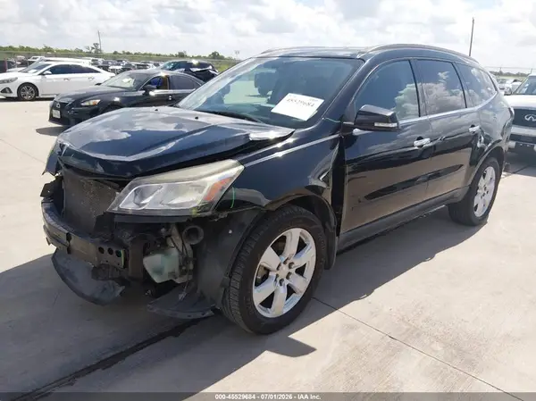 1GNKRGKD0HJ249936 2017 CHEVROLET TRAVERSE - Image 2