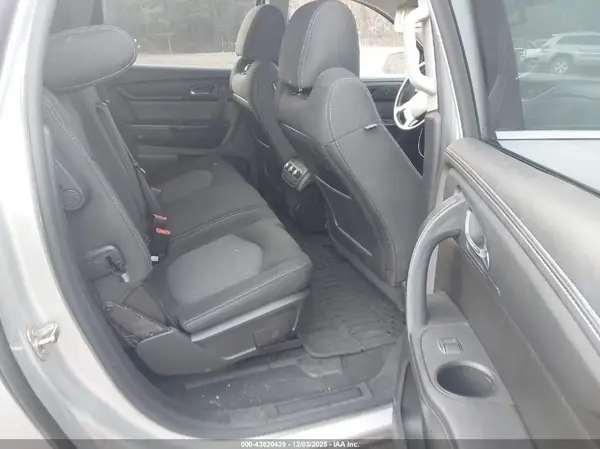 1GNKRGKD0HJ264078 2017 CHEVROLET TRAVERSE - Image 8