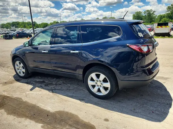 1GNKRGKD0HJ266266 2017 CHEVROLET TRAVERSE - Image 2