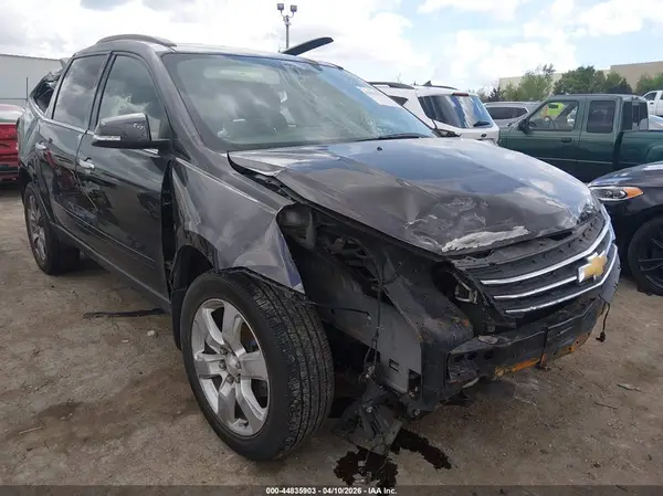 1GNKRGKD0HJ267174 2017 CHEVROLET TRAVERSE - Image 1