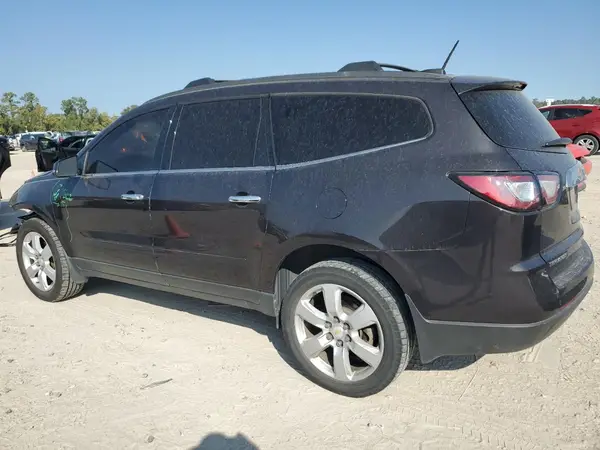 1GNKRGKD0HJ299767 2017 CHEVROLET TRAVERSE - Image 2