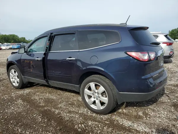 1GNKRGKD0HJ304997 2017 CHEVROLET TRAVERSE - Image 2