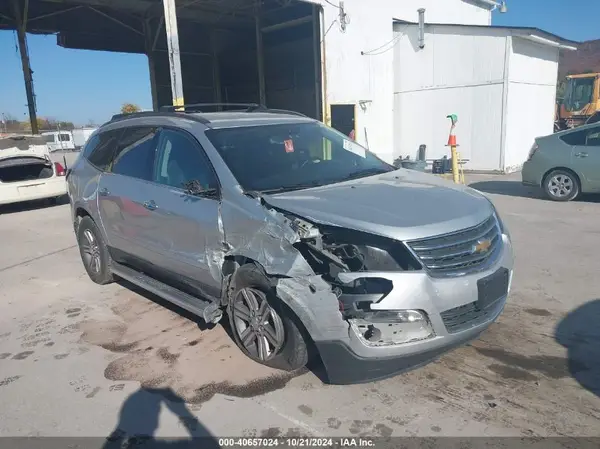 1GNKRGKD0HJ305874 2017 CHEVROLET TRAVERSE - Image 1