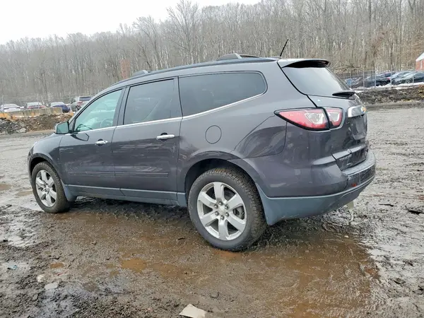 1GNKRGKD0HJ318186 2017 CHEVROLET TRAVERSE - Image 2