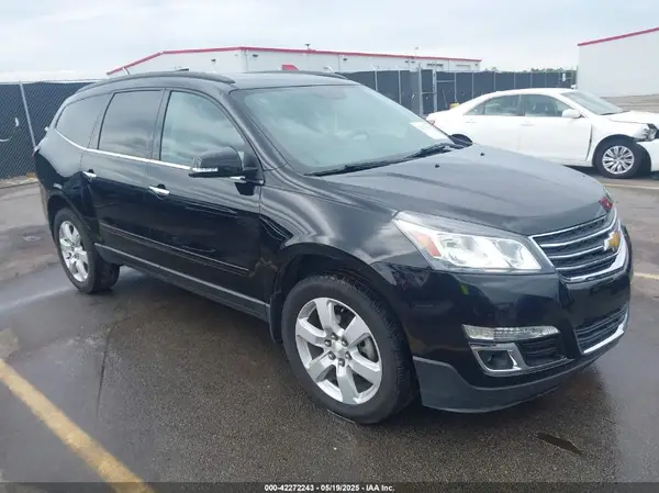 1GNKRGKD0HJ322948 2017 CHEVROLET TRAVERSE - Image 1