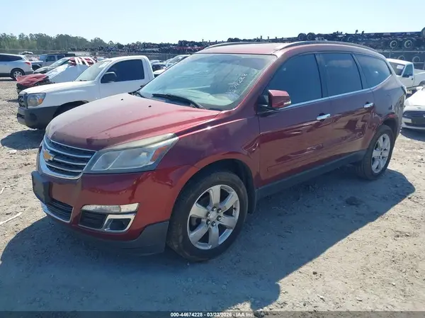 1GNKRGKD0HJ332153 2017 CHEVROLET TRAVERSE - Image 2