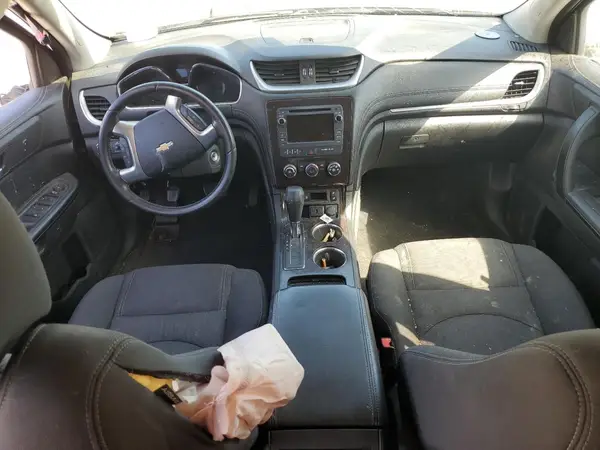 1GNKRGKD0HJ351821 2017 CHEVROLET TRAVERSE - Image 8