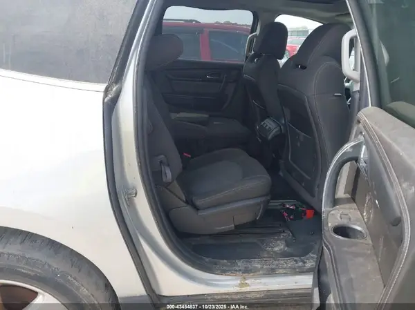 1GNKRGKD1GJ286010 2016 CHEVROLET TRAVERSE - Image 8