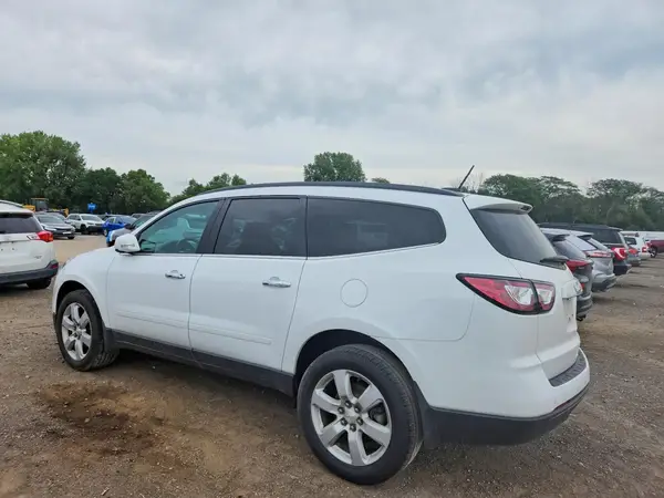 1GNKRGKD1GJ291238 2016 CHEVROLET TRAVERSE - Image 2