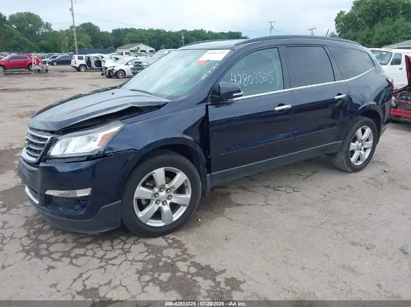 1GNKRGKD1GJ332807 2016 CHEVROLET TRAVERSE - Image 2