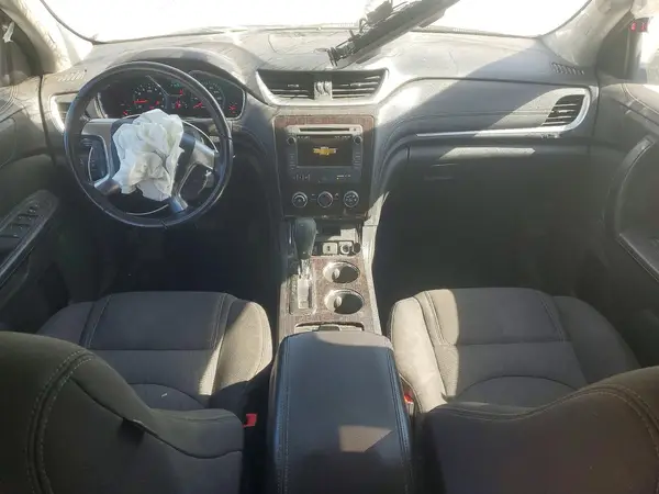 1GNKRGKD1HJ102993 2017 CHEVROLET TRAVERSE - Image 8