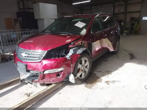 1GNKRGKD1HJ106221 2017 CHEVROLET TRAVERSE - Image 2
