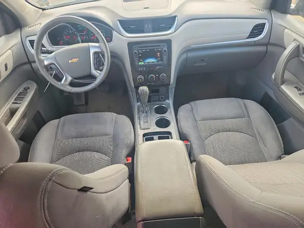 1GNKRGKD1HJ135668 2017 CHEVROLET TRAVERSE - Image 8