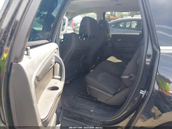 1GNKRGKD1HJ143804 2017 CHEVROLET TRAVERSE - Image 8